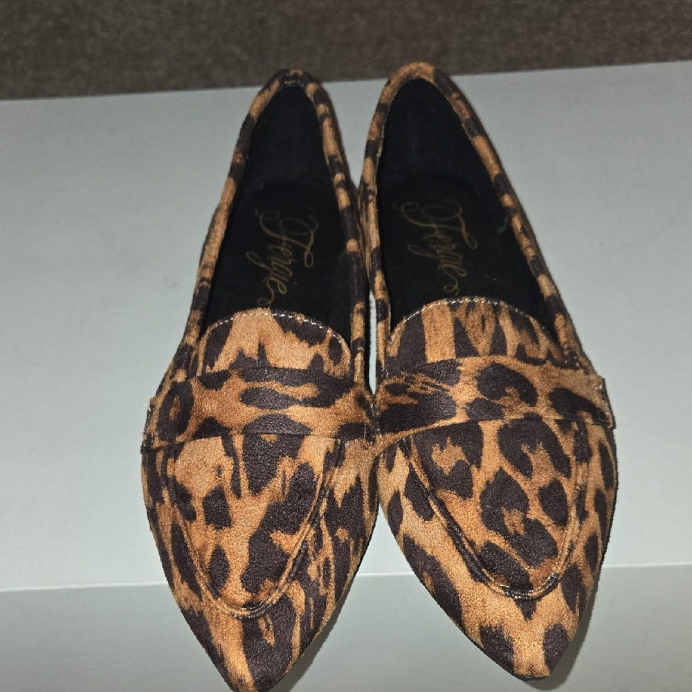 Fergie Brown and Black Flats Leopard Print